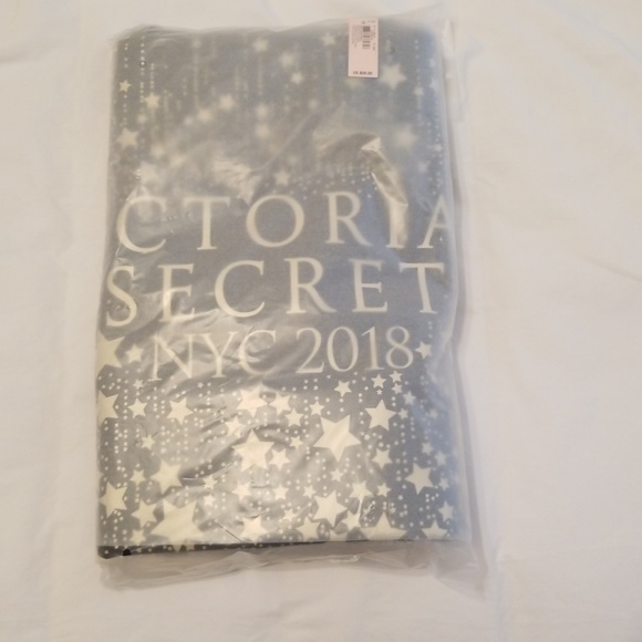 Victoria's Secret tote - Picture 3 of 3